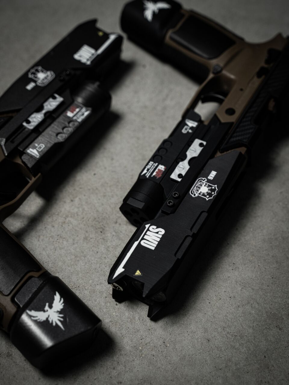 Titanfall 2 Smart Pistol Full-Scale Gel Blaster Prop — Cosplay & Collection Ready - Image 5