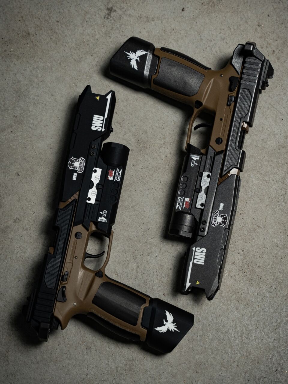 Titanfall 2 Smart Pistol Full-Scale Gel Blaster Prop — Cosplay & Collection Ready - Image 3